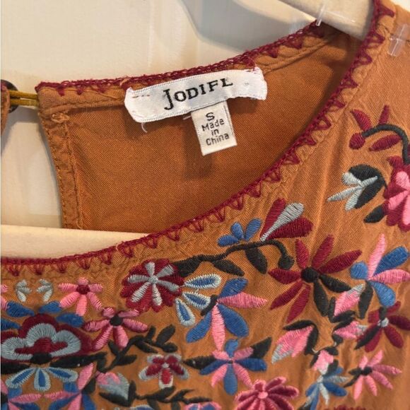 Anthropologie JODIFL Bohemian Floral Embroidered Top in Mustard - Picture 3 of 4